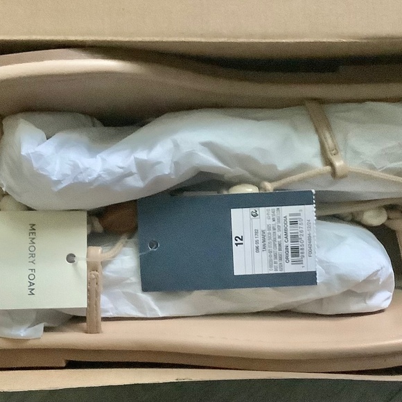 NEW Universal Thread Women’s Maeve Sandals - Picture 1 of 3
